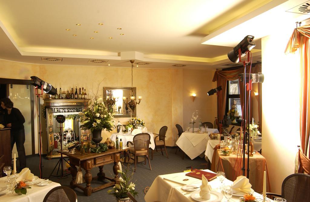 Hotel Spiegel โคโลญ ภายนอก รูปภาพ