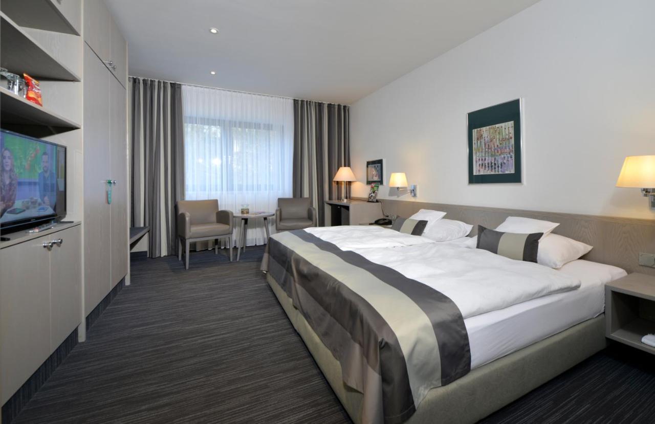 Hotel Spiegel โคโลญ ภายนอก รูปภาพ